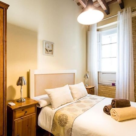 Precioso Apartamento - Localizacion Ideal **Wifi - A/C** Севилья Экстерьер фото