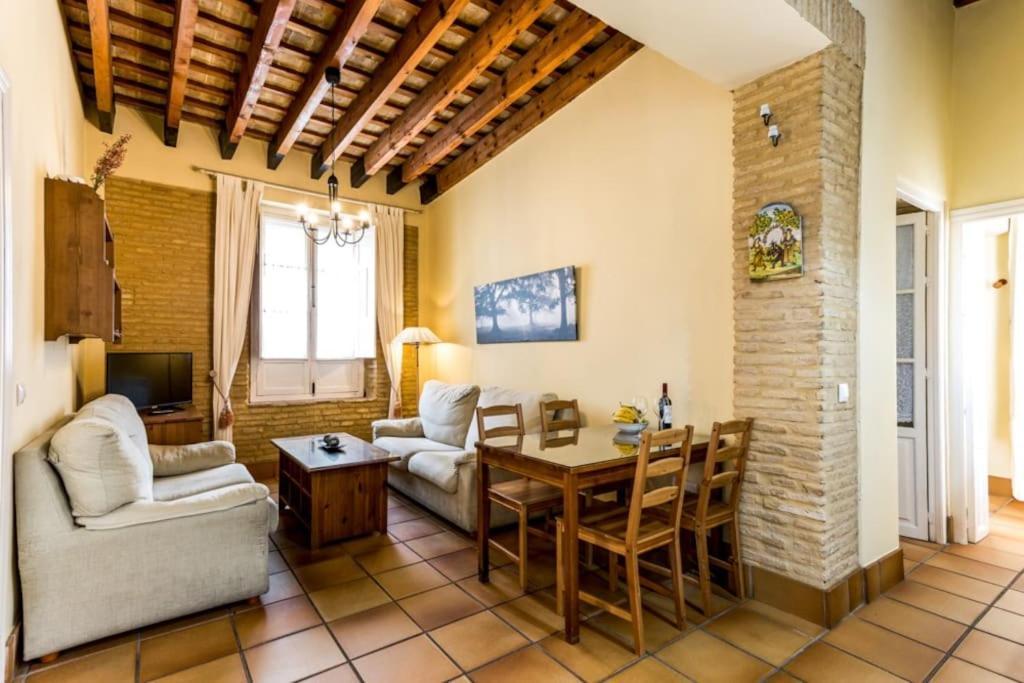 Precioso Apartamento - Localizacion Ideal **Wifi - A/C** Севилья Экстерьер фото