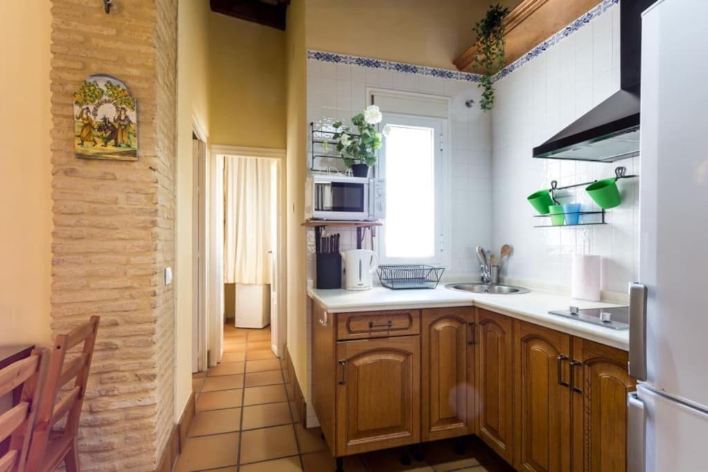 Precioso Apartamento - Localizacion Ideal **Wifi - A/C** Севилья Экстерьер фото